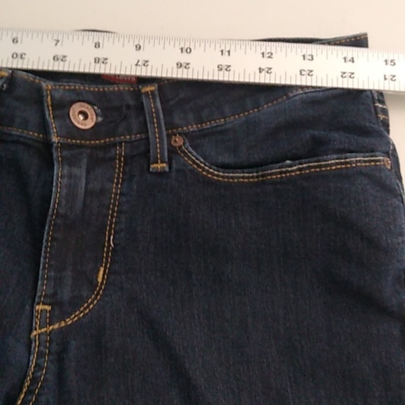 LEVIS DARK DENIM STRETCH CUFFED CAPRI CROPPED 5 POCKET JEANS - Picture 4 of 7